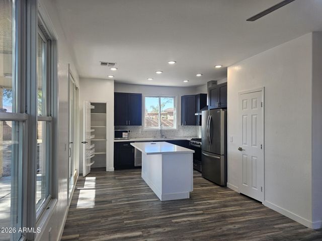 18293 W ELM Street, Surprise, AZ 85388