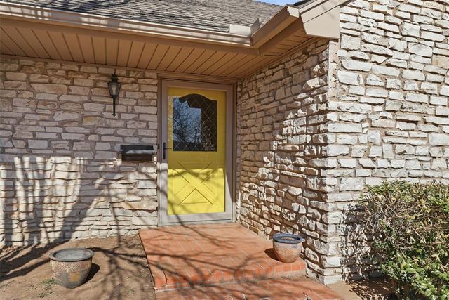 1221 Pepperdine Avenue, Edmond, OK 73013