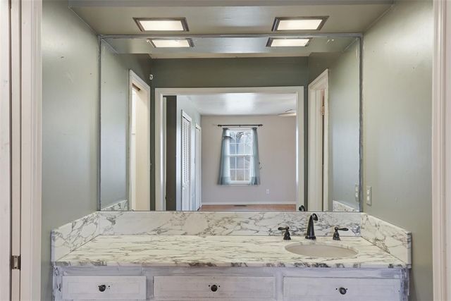 1221 Pepperdine Avenue, Edmond, OK 73013