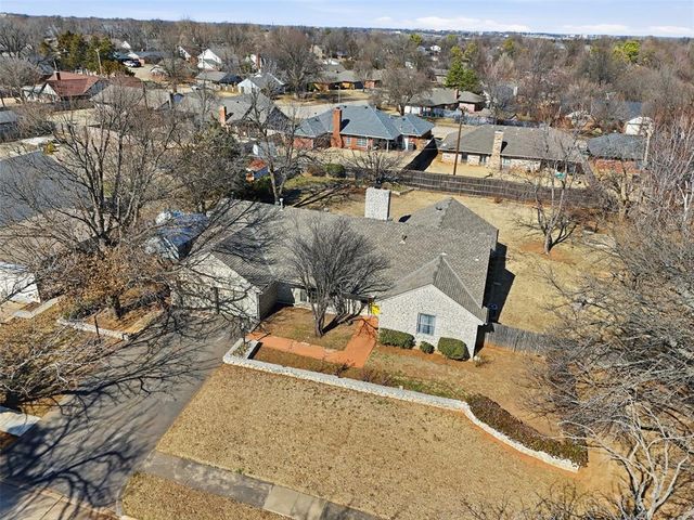 1221 Pepperdine Avenue, Edmond, OK 73013