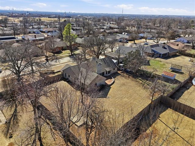 1221 Pepperdine Avenue, Edmond, OK 73013