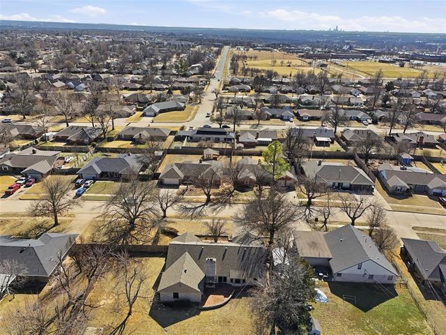 1221 Pepperdine Avenue, Edmond, OK 73013