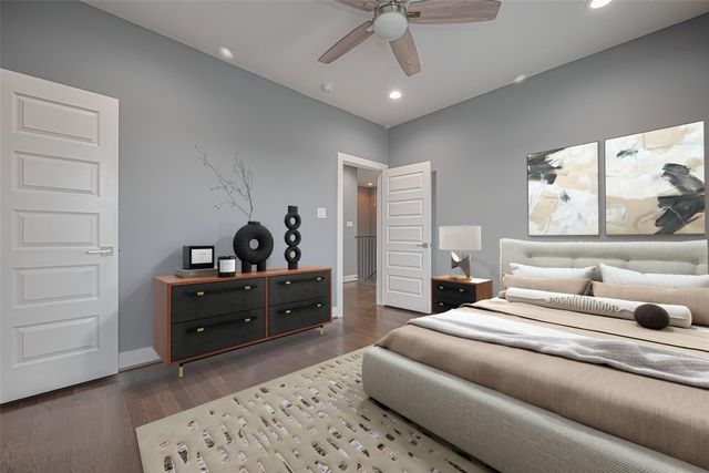 4318 E Center Street, Houston, TX 77007