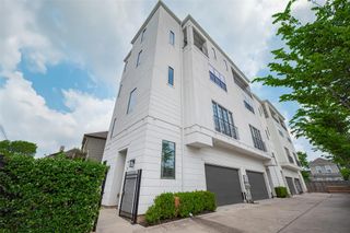 4318 E Center Street, Houston, TX 77007