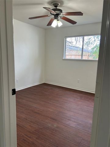 6354 Ivyknoll Drive, Houston, TX 77035