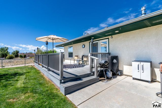 1040 S Purcell Blvd, Pueblo West, CO 81007