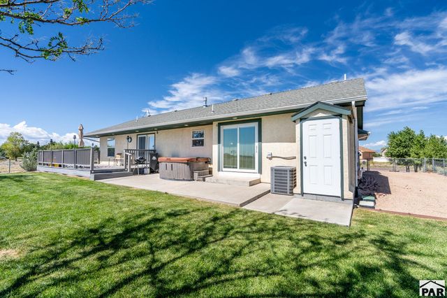 1040 S Purcell Blvd, Pueblo West, CO 81007