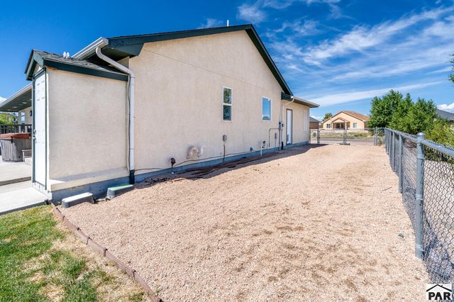 1040 S Purcell Blvd, Pueblo West, CO 81007