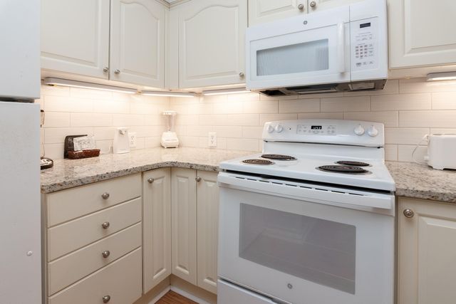 410 Melrose Pl Apt 308, Myrtle Beach, SC 29572