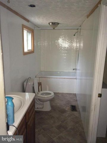 227 CARSONS COR, Louisa, VA 23093