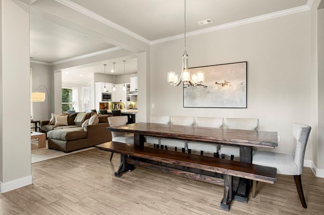 136 Double L DR, Dripping Springs, TX 78620