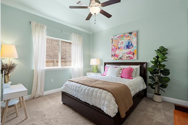 136 Double L DR, Dripping Springs, TX 78620