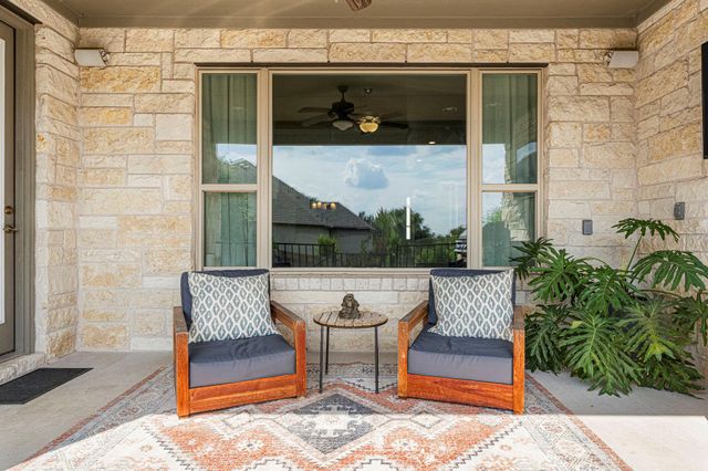 136 Double L DR, Dripping Springs, TX 78620