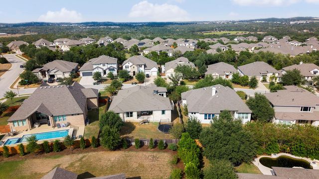 136 Double L DR, Dripping Springs, TX 78620