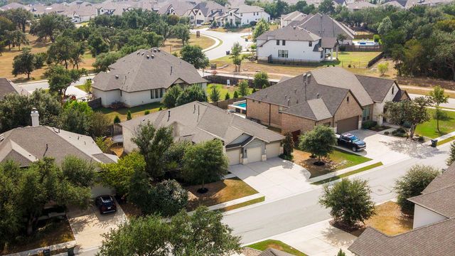 136 Double L DR, Dripping Springs, TX 78620