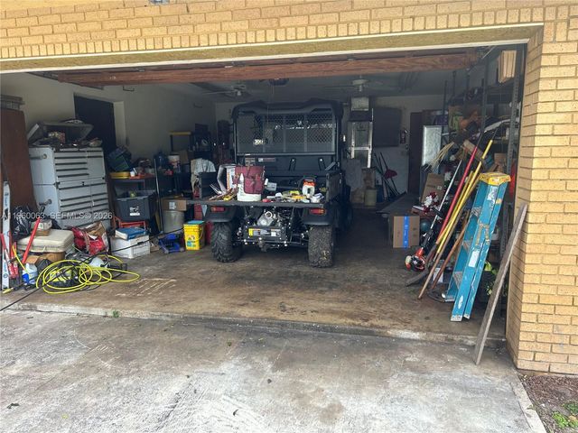 4900 SW 178th ave, Southwest Ranches, FL 33331