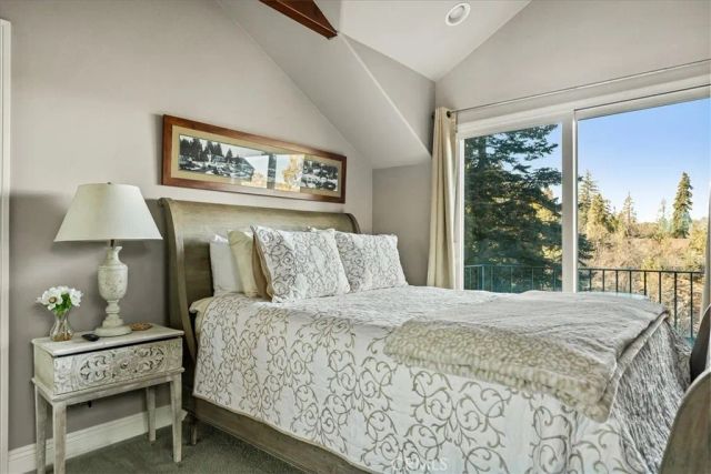 28906 Palisades Drive, Lake Arrowhead, CA 92352