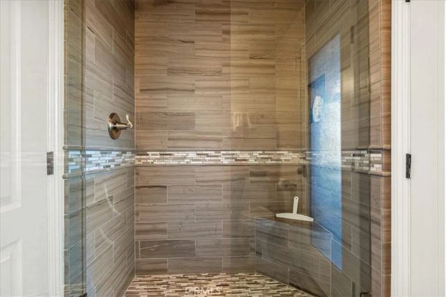 28906 Palisades Drive, Lake Arrowhead, CA 92352