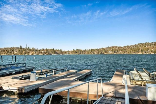 28906 Palisades Drive, Lake Arrowhead, CA 92352