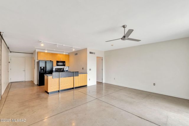 1001 E 17th St Apt 105, Tucson, AZ 85719