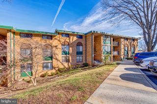 517 N ARMISTEAD ST #303, Alexandria, VA 22312