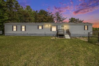 2405 175th Avenue, Morley, MI 49336