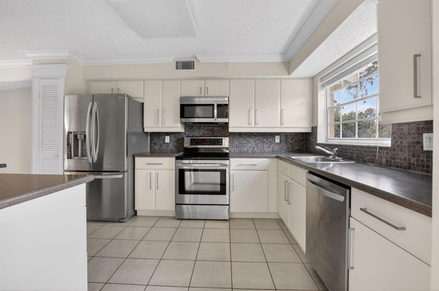 17276 Boca Club Boulevard 1805, Boca Raton, FL 33487