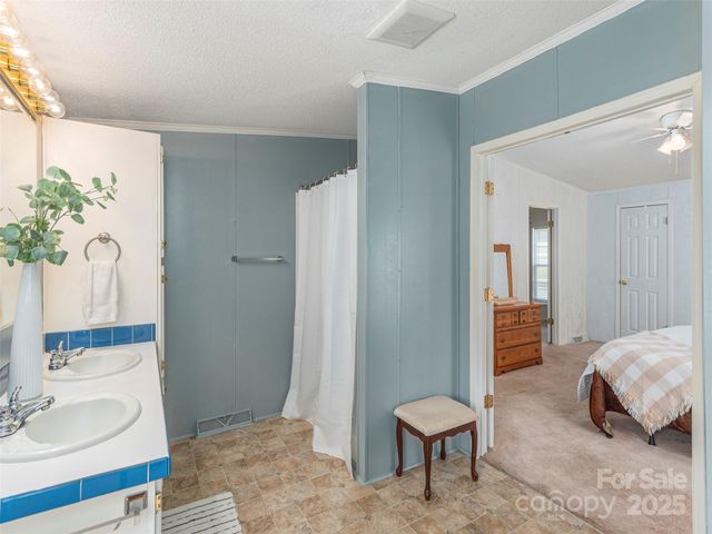 9 Redmond Drive, Alexander, NC 28701