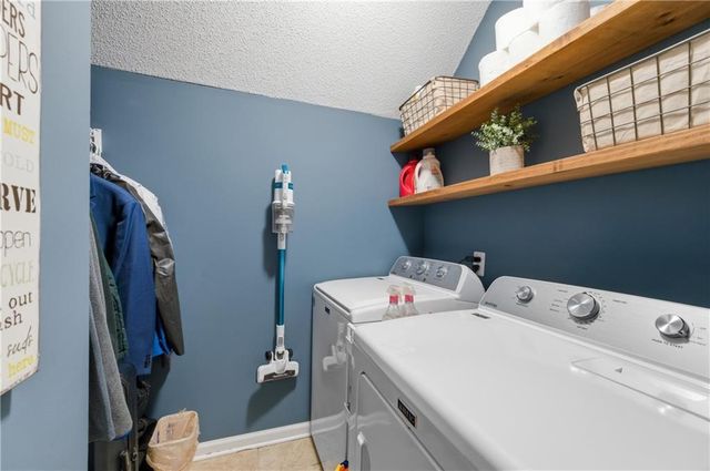 300 Granville Circle NW, Marietta, GA 30064