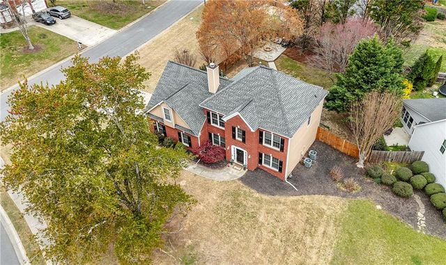 300 Granville Circle NW, Marietta, GA 30064