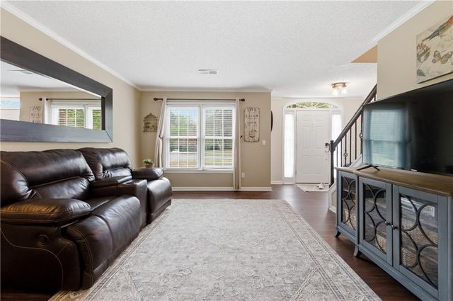 300 Granville Circle NW, Marietta, GA 30064