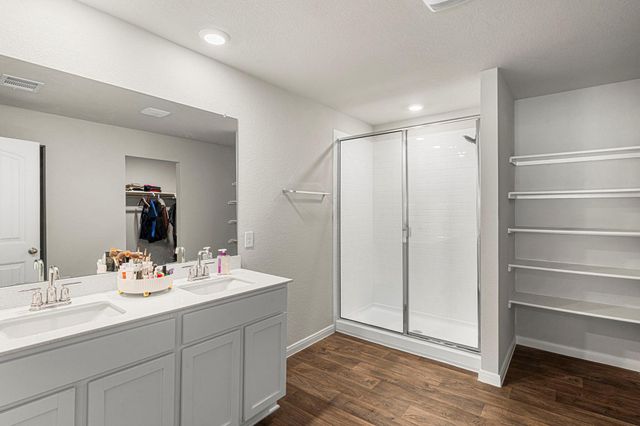 157 Cherry Laurel LN, Kyle, TX 78640