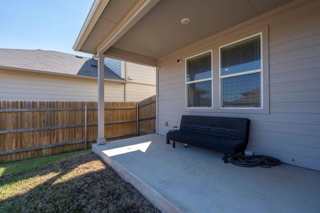 157 Cherry Laurel LN, Kyle, TX 78640