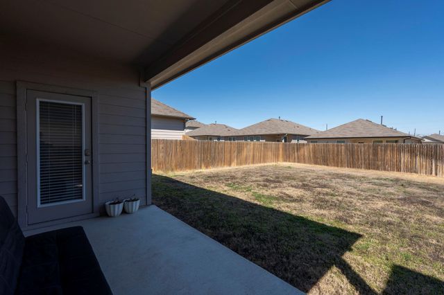 157 Cherry Laurel LN, Kyle, TX 78640