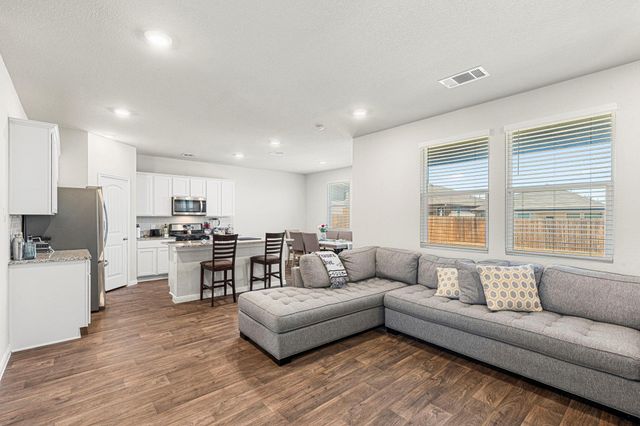 157 Cherry Laurel LN, Kyle, TX 78640