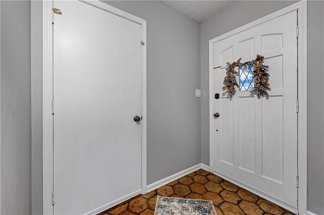 10225 Conser Street, Overland Park, KS 66212