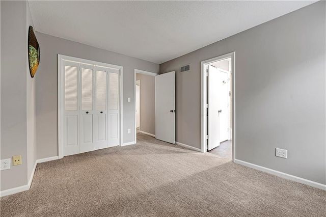 10225 Conser Street, Overland Park, KS 66212
