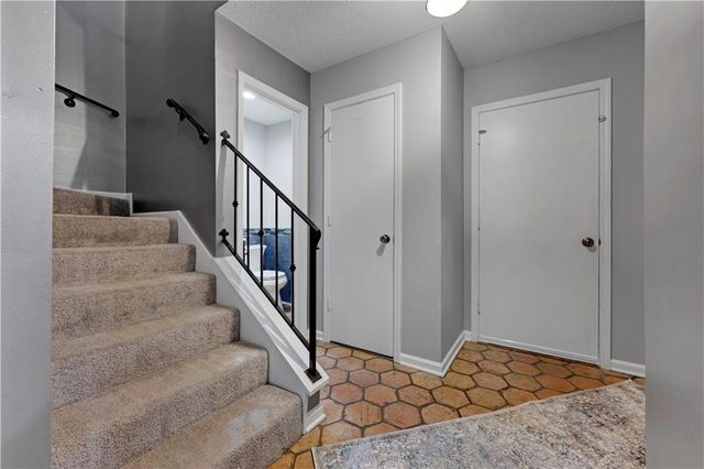 10225 Conser Street, Overland Park, KS 66212