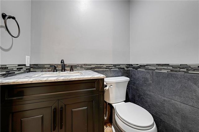 10225 Conser Street, Overland Park, KS 66212