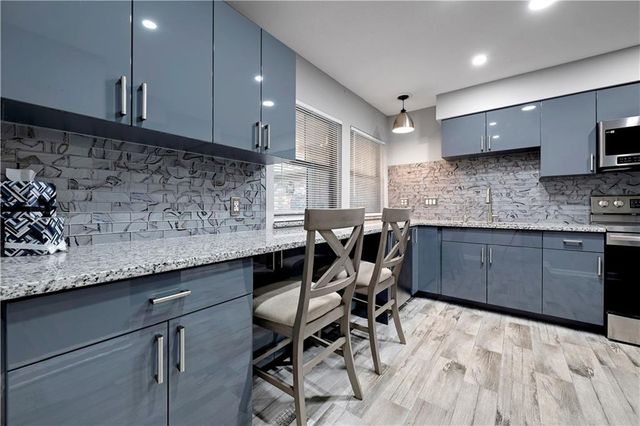 10225 Conser Street, Overland Park, KS 66212