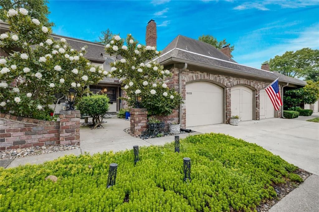 10225 Conser Street, Overland Park, KS 66212