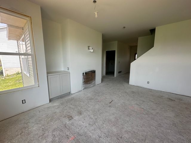 8305 Eagle Peak Drive, Georgetown Twp, MI 49428