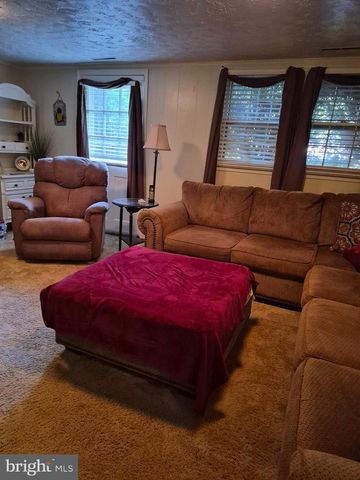 268 BOWLING GREEN RD, Front Royal, VA 22630