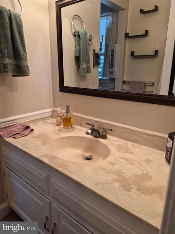 268 BOWLING GREEN RD, Front Royal, VA 22630