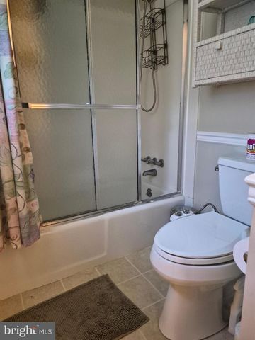 268 BOWLING GREEN RD, Front Royal, VA 22630