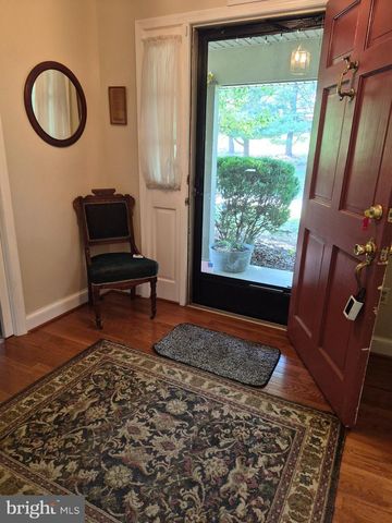 268 BOWLING GREEN RD, Front Royal, VA 22630
