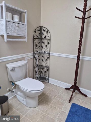 268 BOWLING GREEN RD, Front Royal, VA 22630