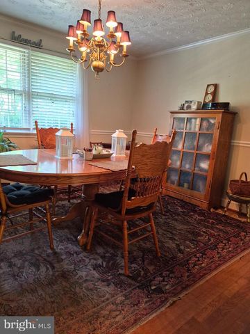 268 BOWLING GREEN RD, Front Royal, VA 22630