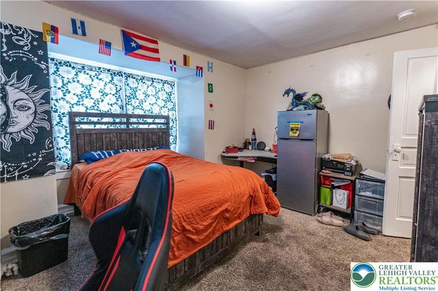 920 South 8th Street, Allentown City, PA 18103