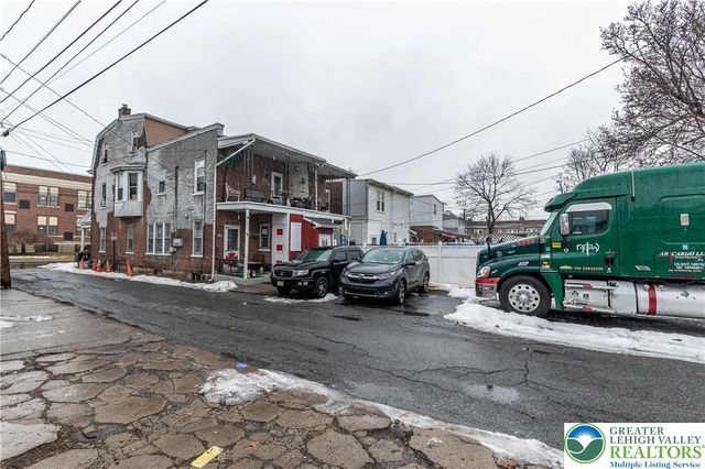 920 South 8th Street, Allentown City, PA 18103